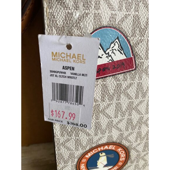 Michael Kors Aspen XL Wristlet MK Vanilla Ski Patch Zip Clutch NWT - Picture 7 of 15